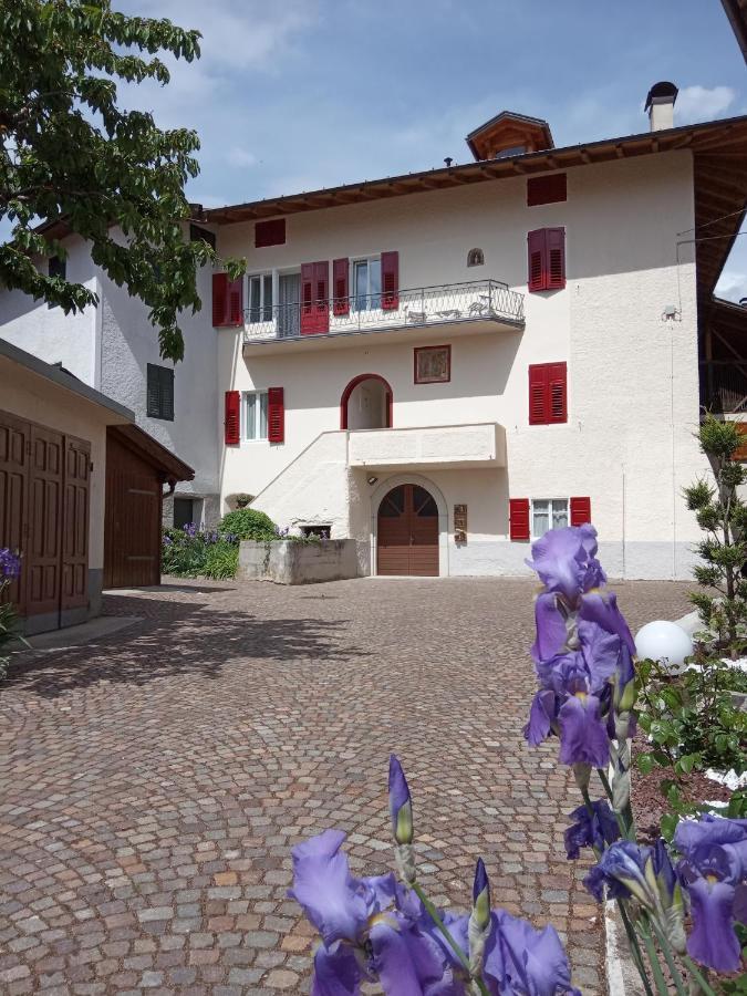 Da Valentina Apartment Castelfondo Bagian luar foto