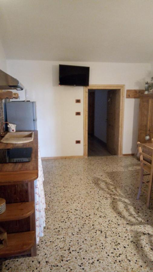Da Valentina Apartment Castelfondo Bagian luar foto